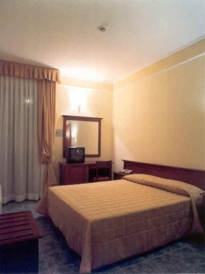 Hotel Impero Brescia Zimmer foto